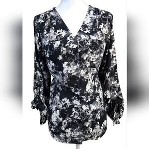 Apt. 9 Monochrome Floral Blouse